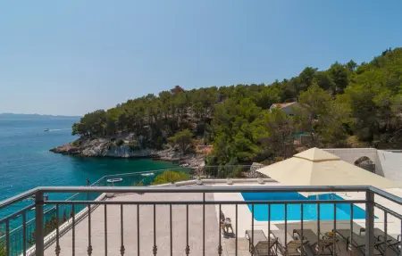 Location Maison 8 personnes à Milna - Photo 21