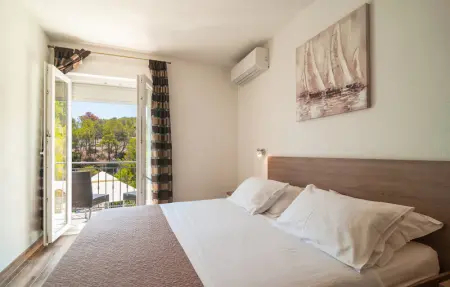 Location Maison 8 personnes à Milna - Photo 38