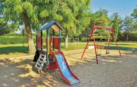 Location Maison 4 personnes à Raphèle lès Arles - Photo 5