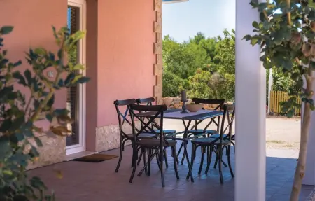 Location Maison 7 personnes à Dubrava - Photo 2