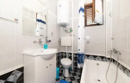 Location Maison 10 personnes à Kastel Novi - Photo 32