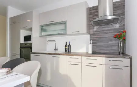 Location Maison 10 personnes à Kucine - Photo 3