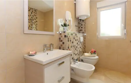 Location Maison 10 personnes à Kucine - Photo 39