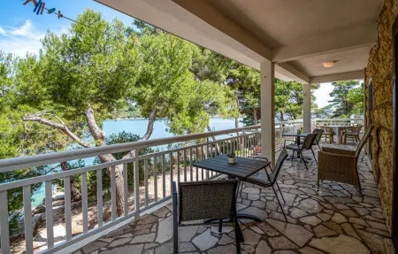 Location Maison 18 personnes à Lumbarda - Photo 16