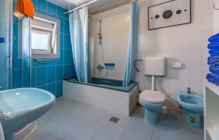 Location Maison 13 personnes à Pomer - Photo 45