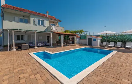 Location Maison 9 personnes à Dubrava - Photo 10