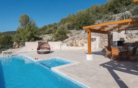 Location Maison 5 personnes à Karbuni - Photo 11