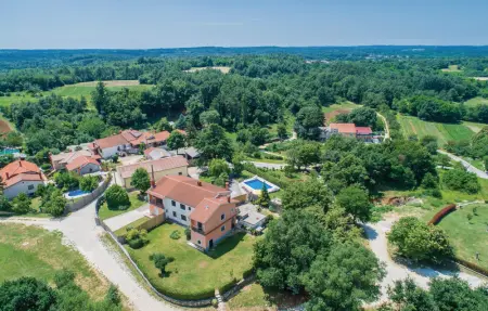 Location Maison 10 personnes à Pazin - Photo 11