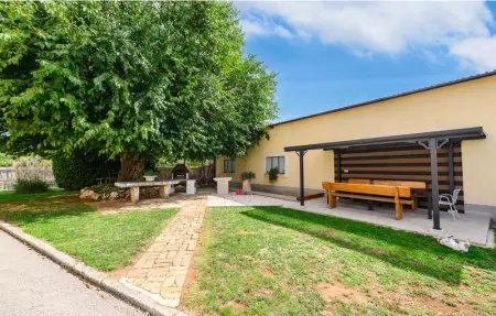 Location Maison 10 personnes à Pazin - Photo 18