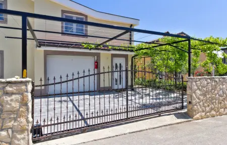 Location Maison 8 personnes à Kastel - Photo 19