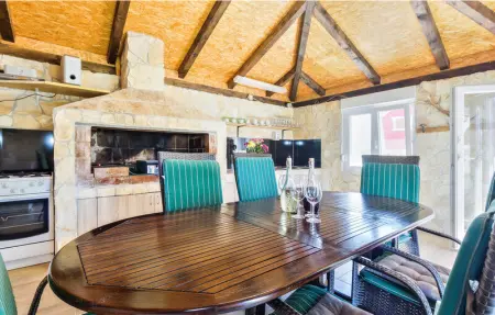 Location Maison 8 personnes à Kastel - Photo 25