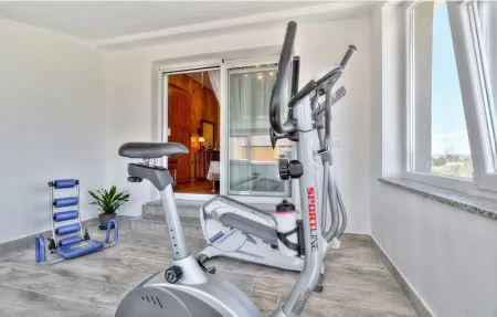 Location Maison 8 personnes à Kastel - Photo 50