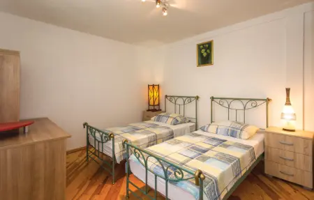 Location Maison 11 personnes à Sinj - Photo 32