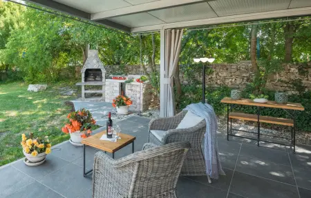 Location Maison 4 personnes à Bale - Photo 4