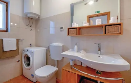 Location Maison 4 personnes à Bale - Photo 28