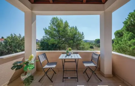 Location Maison 10 personnes à Valbandon - Photo 2