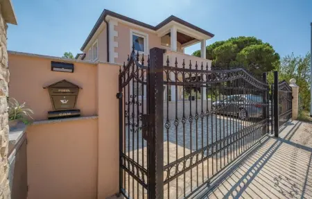 Location Maison 10 personnes à Valbandon - Photo 10