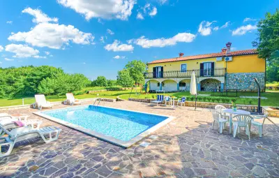 Maison à Jurani - L554602