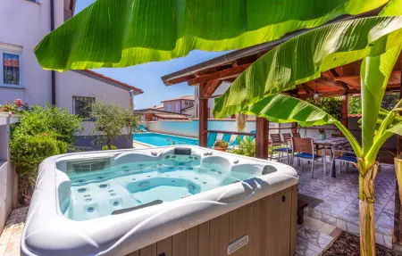 Location Maison 10 personnes à Valbandon - Photo 1