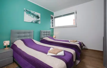 Location Maison 5 personnes à Peroj - Photo 13