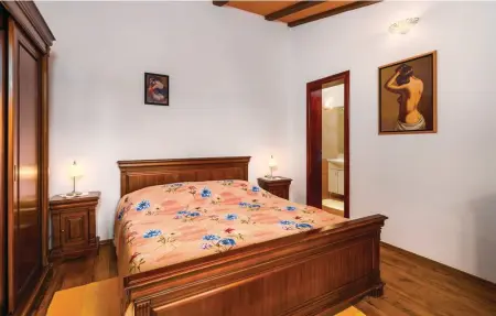 Location Maison 3 personnes à Reburici - Photo 4