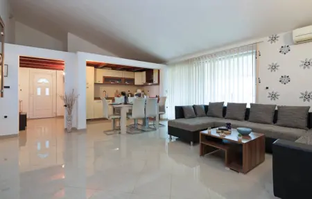 Location Maison 12 personnes à Pula - Photo 24