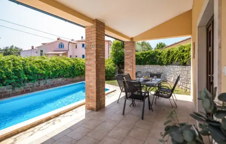 Location Maison 6 personnes à Liznjan - Photo 1