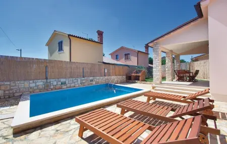 Location Maison 6 personnes à Liznjan - Photo 5