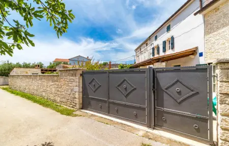 Location Maison 8 personnes à Liznjan - Photo 10