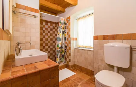 Location Maison 8 personnes à Liznjan - Photo 24