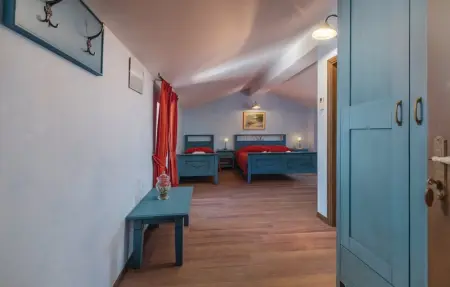 Location Maison 10 personnes à Tinjan - Photo 47