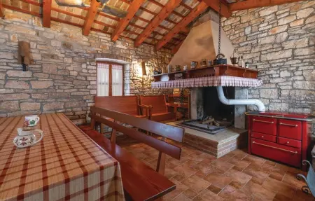 Location Maison 10 personnes à Tinjan - Photo 59