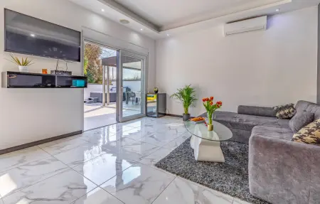 Location Maison 8 personnes à Pula - Photo 23