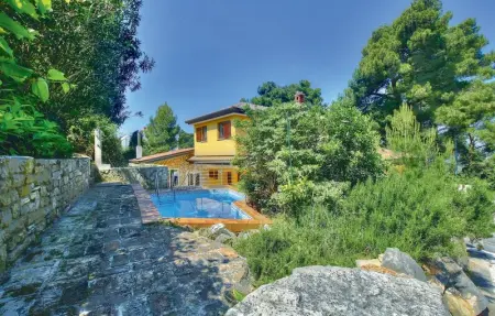 Location Maison 10 personnes à Buje - Photo 6