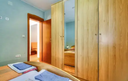 Location Maison 10 personnes à Buje - Photo 10