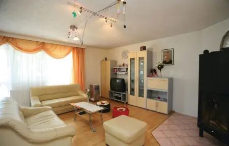 Location Maison 12 personnes à Buje - Photo 1