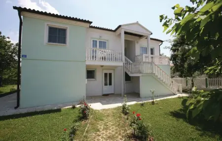 Location Maison 12 personnes à Buje - Photo 11