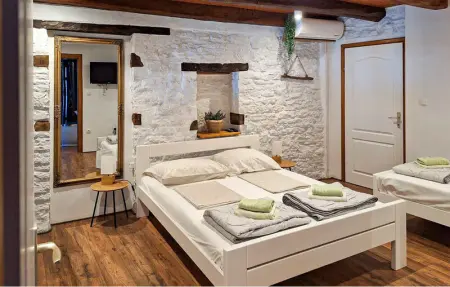 Location Maison 7 personnes à Pazin - Photo 36