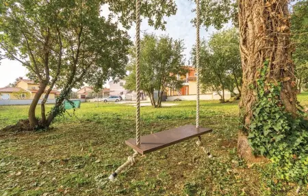 Location Maison 12 personnes à Liznjan - Photo 5