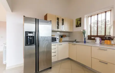 Location Maison 12 personnes à Liznjan - Photo 19