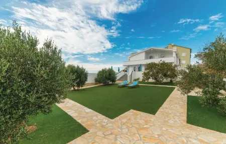 Location Maison 10 personnes à Povljana - Photo 14