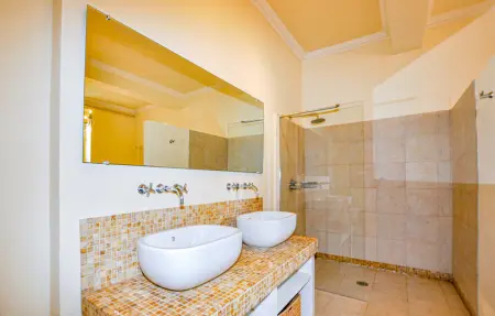 Location Maison 12 personnes à Thézan des Corbières - Photo 37