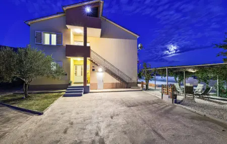 Location Maison 10 personnes à Kastel Luksic - Photo 30