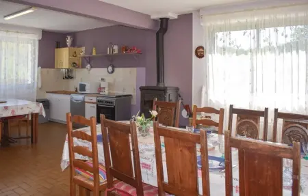 Location Maison 9 personnes à Ploumilliau - Photo 2