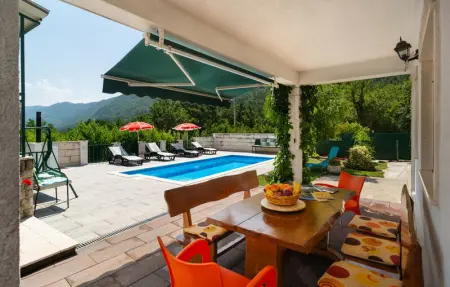 Location Maison 7 personnes à Podaspilje - Photo 1