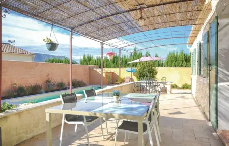 Location Maison 9 personnes à Maubec - Photo 4