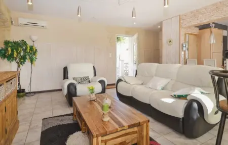 Location Maison 9 personnes à Maubec - Photo 17