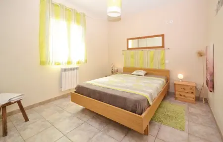 Location Maison 9 personnes à Maubec - Photo 22