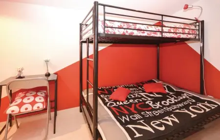 Location Maison 9 personnes à Maubec - Photo 23