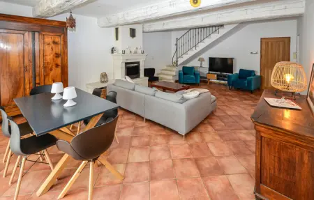 Location Maison 6 personnes à Chateuneuf de Gadagne - Photo 2